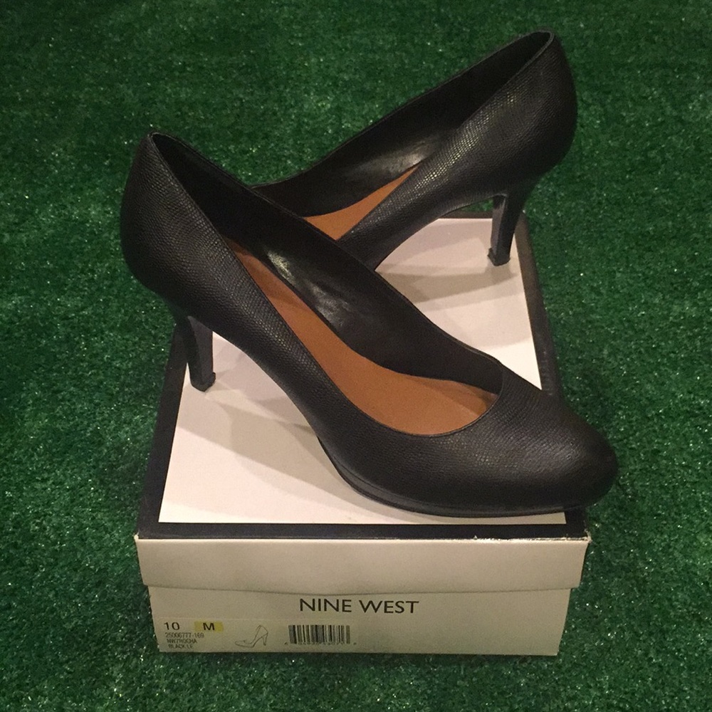 Nine West Black Heels Dressy Great Condition 10